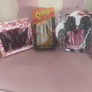 Nicole Miller Makeup Brush and Lip Balm Set - Red, Pink, Black